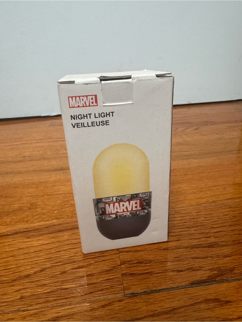 Marvel Yellow Capsule Night Light with Logo Band